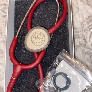 BRAND NEW Burgundy 3M Littmann Lightweight II S.E. Stethoscope